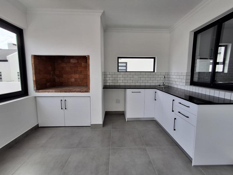 2 Bedroom Property for Sale in Britannia Bay Western Cape